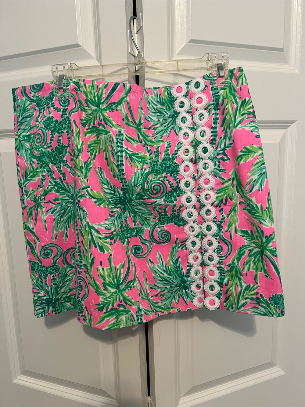Lilly Pulitzer Tawny Skort Hanging Around Print